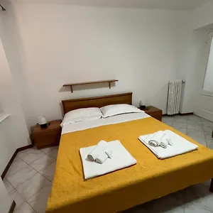 Apartamento Andromeda 2, Génova